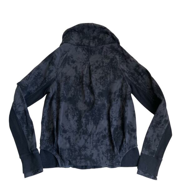 Lululemon Sz 12 To Class Jacket in Sea Bed Black Deep Coal Black Light Flaw - Picture 12 of 16